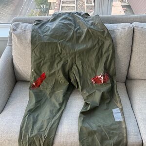 Helly Hansen Men's Olive Cargo Pants